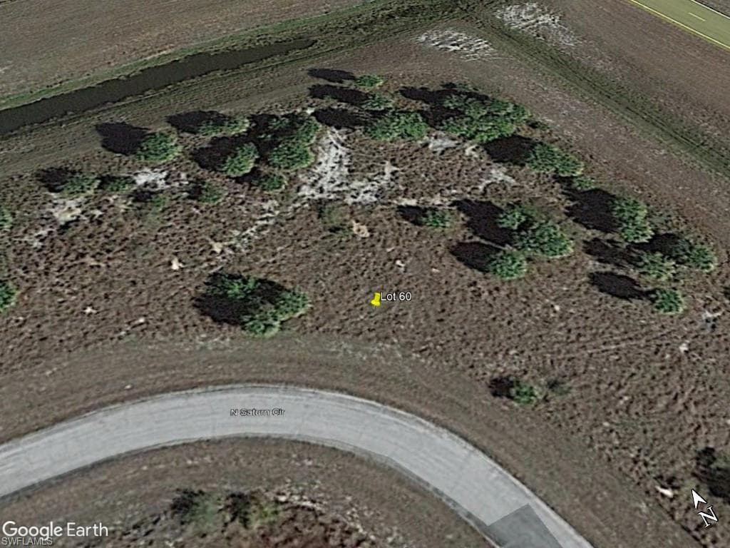 N Saturn CIR LABELLE, FL 33935