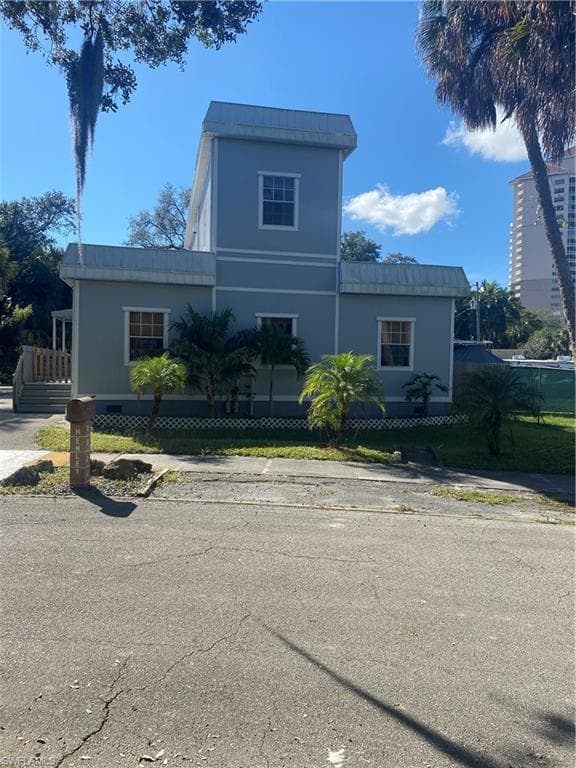 2026 Henley PL FORT MYERS, FL 33901