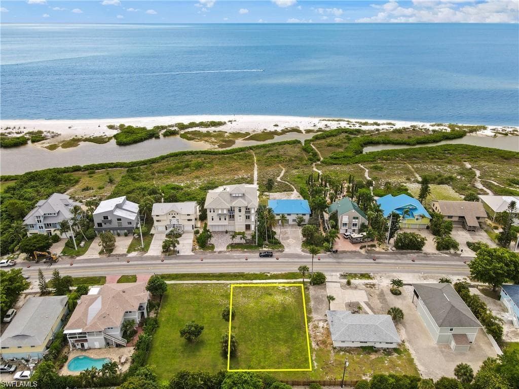 8033 Estero BLVD FORT MYERS BEACH, FL 33931
