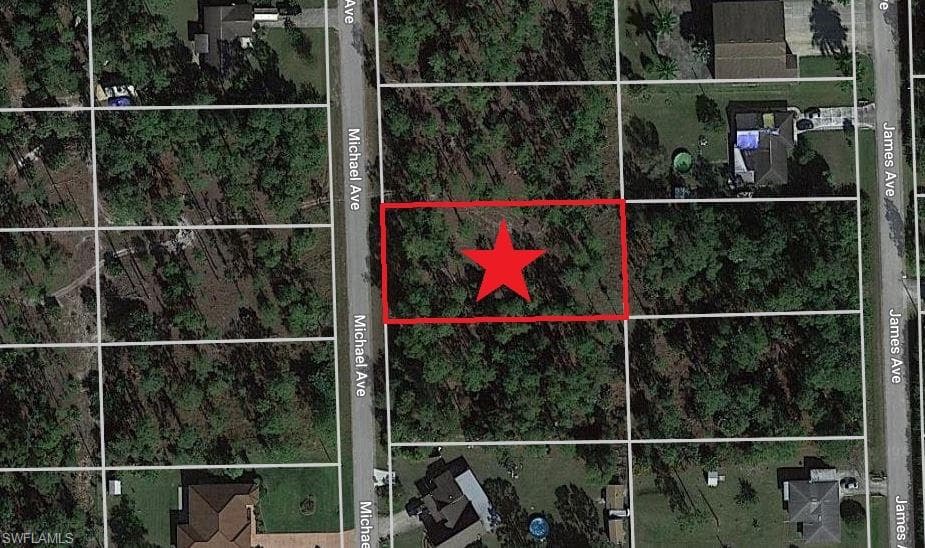 806 Michael AVE LEHIGH ACRES, FL 33936