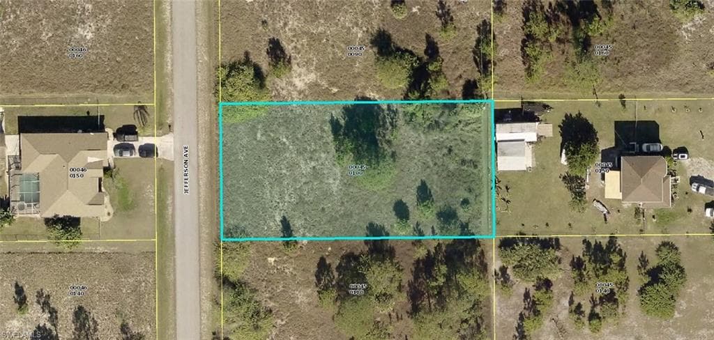 1504 Jefferson AVE LEHIGH ACRES, FL 33972