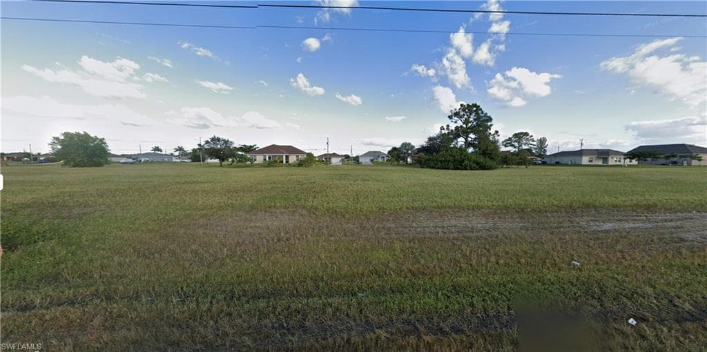 1401 Santa Barbara BLVD N CAPE CORAL, FL 33993