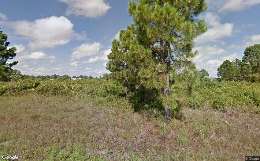 1024 Brenton AVE LEHIGH ACRES, FL 33974