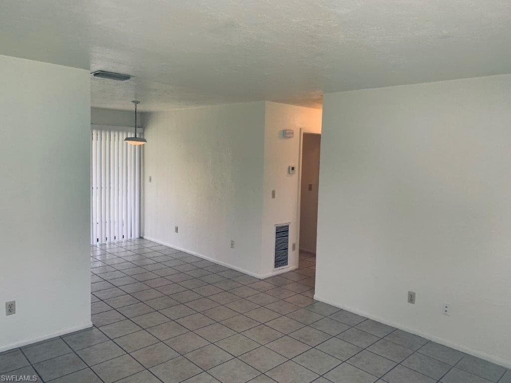 4207 Skyline BLVD CAPE CORAL, FL 33914