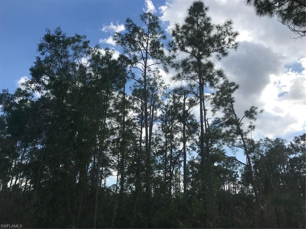 52nd AVE NE NAPLES, FL 34120