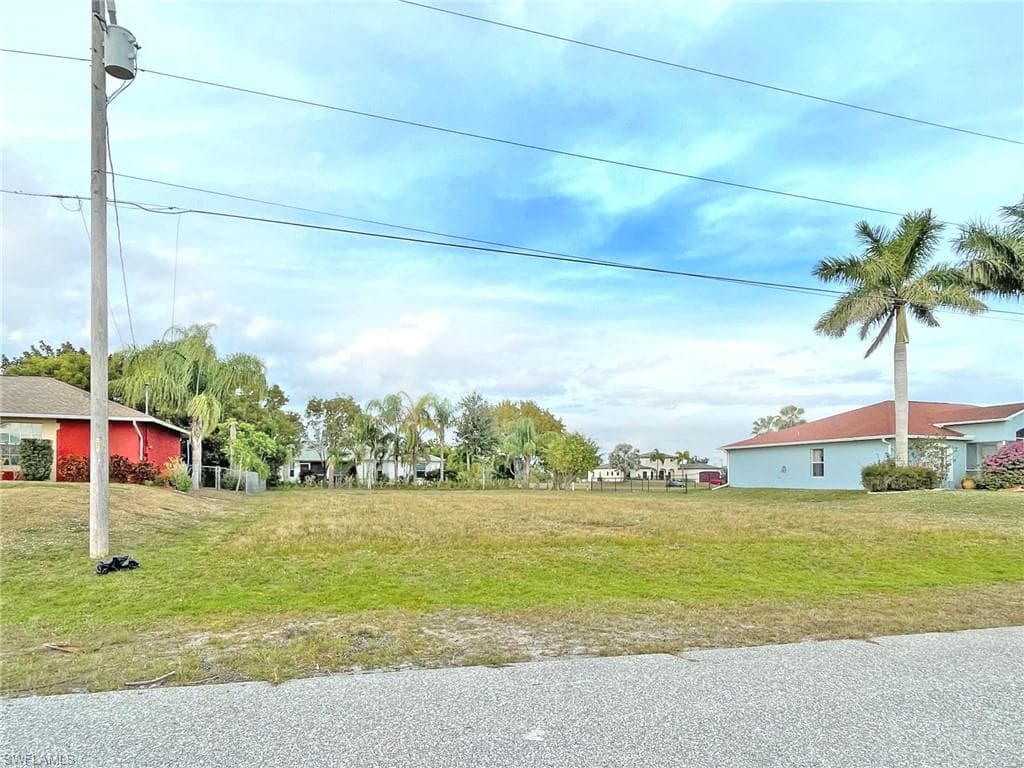 2037 NW 3rd ST CAPE CORAL, FL 33993