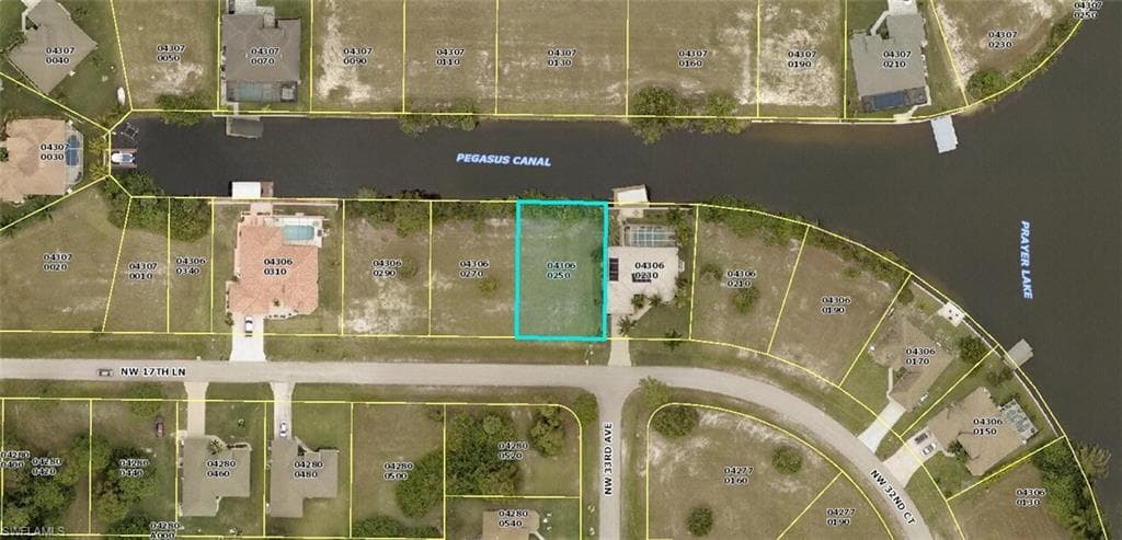3301 NW 17th LN CAPE CORAL, FL 33993