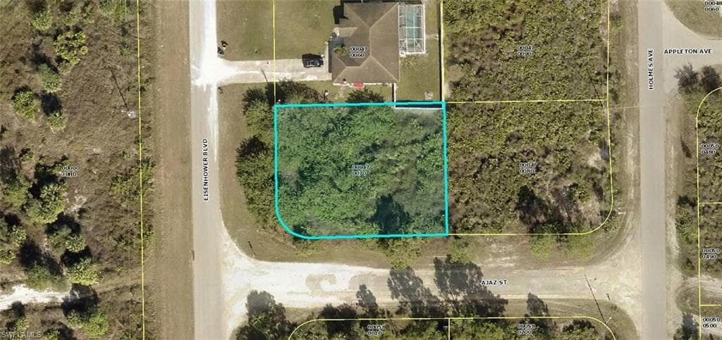 837/839 Eisenhower BLVD LEHIGH ACRES, FL 33974