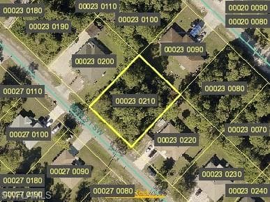 5332 30th ST SW LEHIGH ACRES, FL 33973
