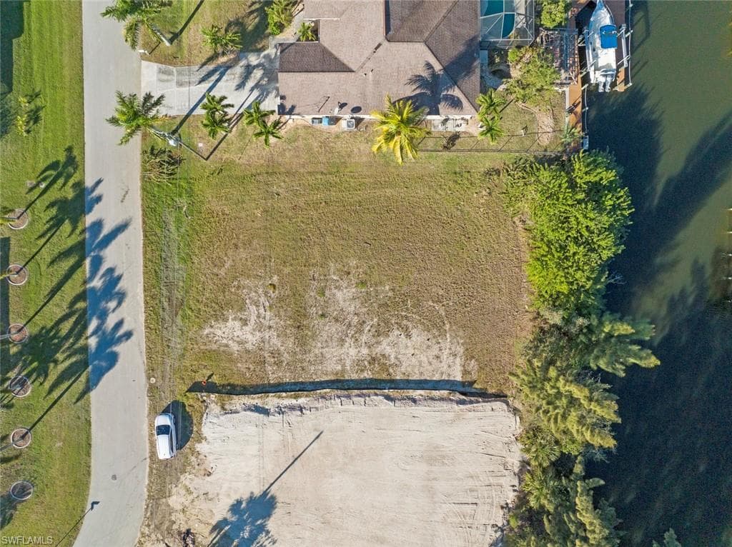 1807 SW 31st TER CAPE CORAL, FL 33914