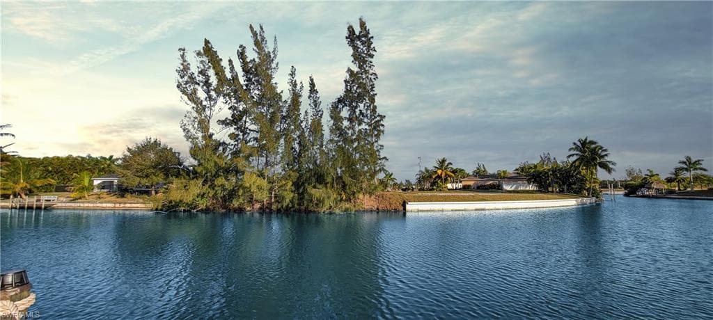 3235 NW 18th TER CAPE CORAL, FL 33993