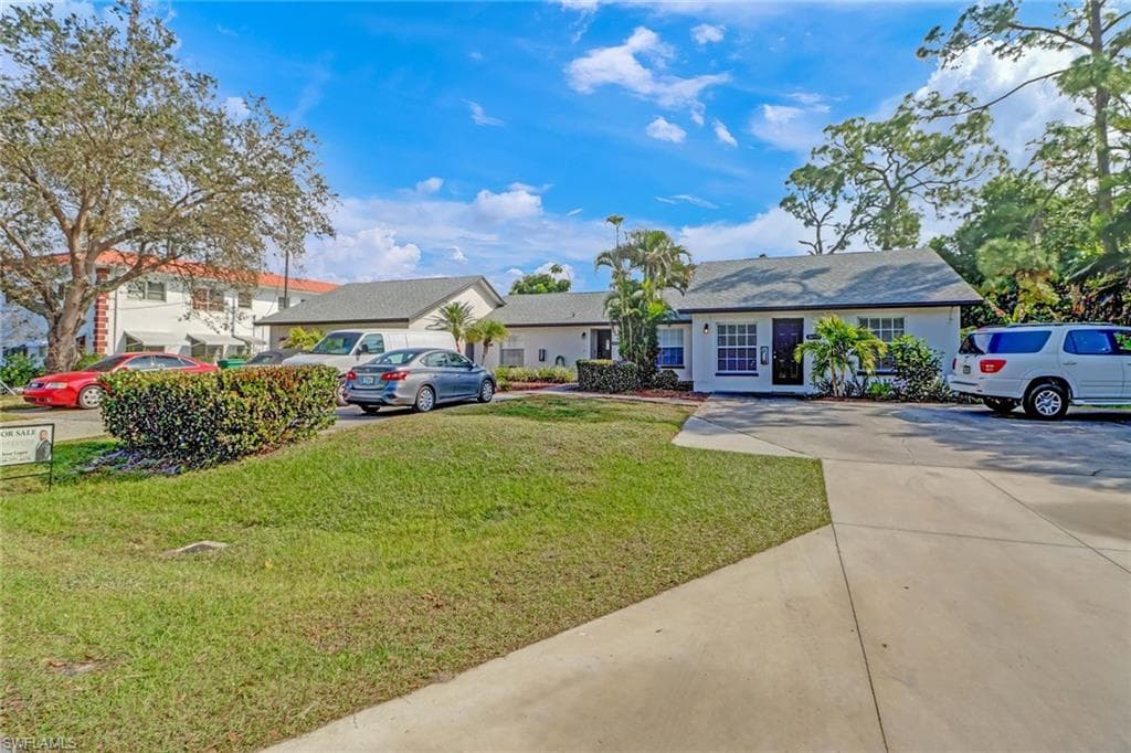 3700 14th ST N NAPLES, FL 34103