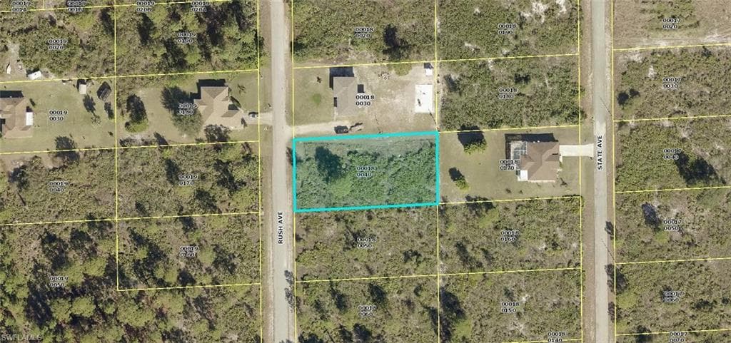 1712 Rush AVE LEHIGH ACRES, FL 33972