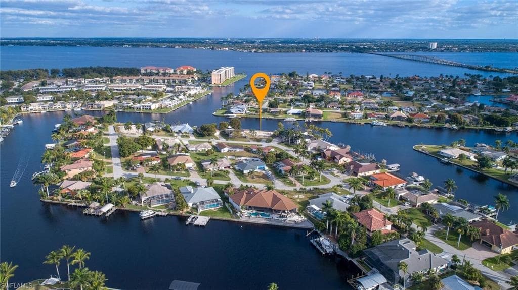 4321 18th PL CAPE CORAL, FL 33904