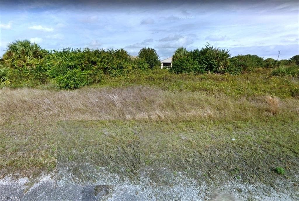825 Casper Yost ST E LEHIGH ACRES, FL 33974