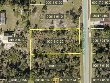 505 Richmond AVE N LEHIGH ACRES, FL 33972