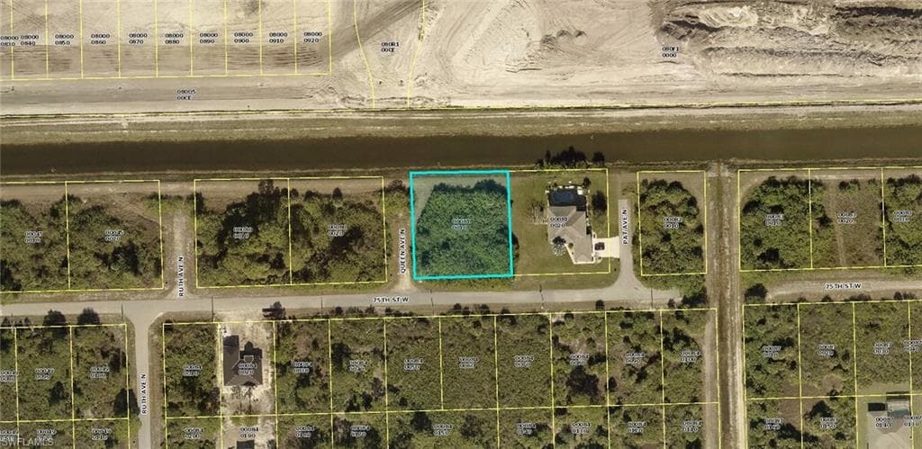 7500 Queen AVE N LEHIGH ACRES, FL 33971