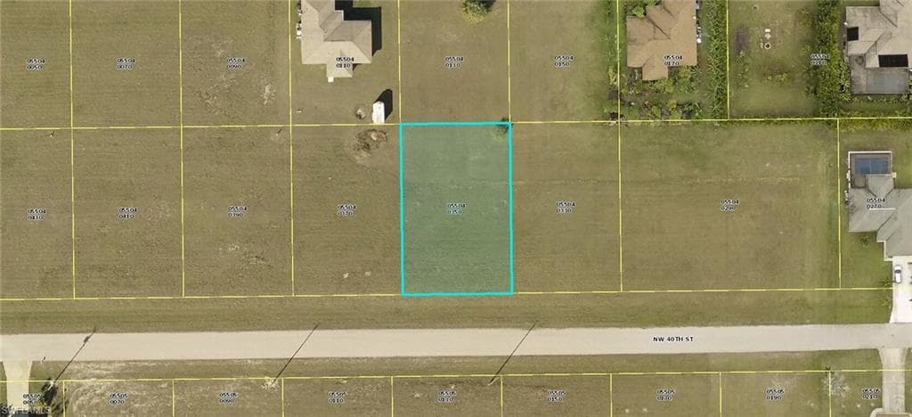 3903 NW 40th ST CAPE CORAL, FL 33993