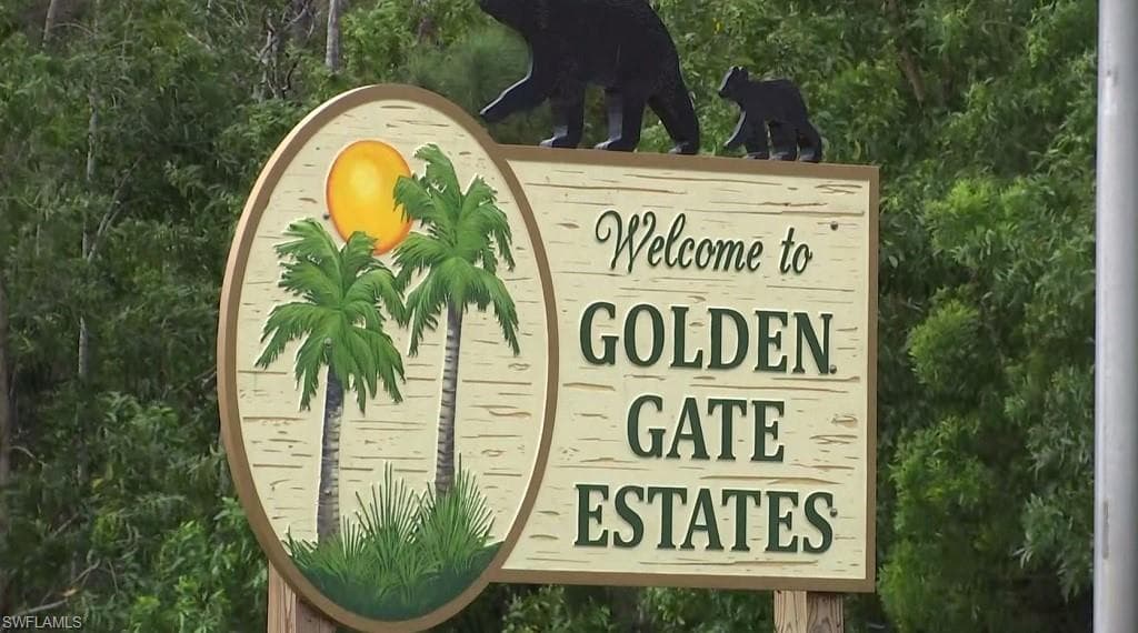 635 Wilson BLVD S NAPLES, FL 34117