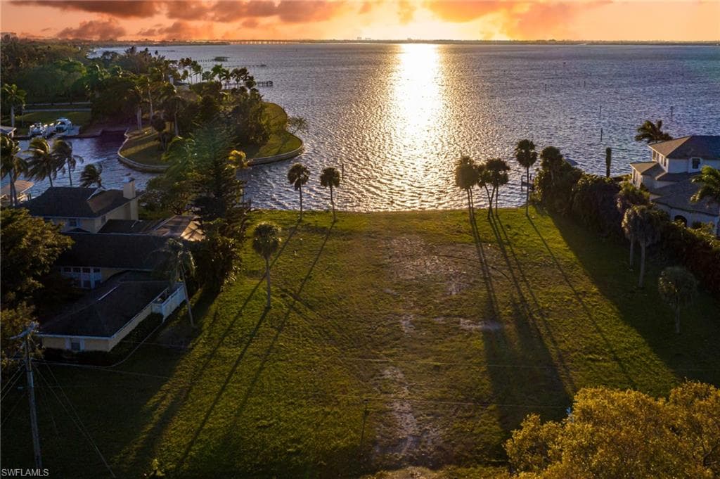 6928 Old Whiskey Creek DR FORT MYERS, FL 33919
