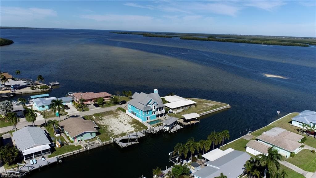 2849 Triggerfish ST MATLACHA, FL 33993