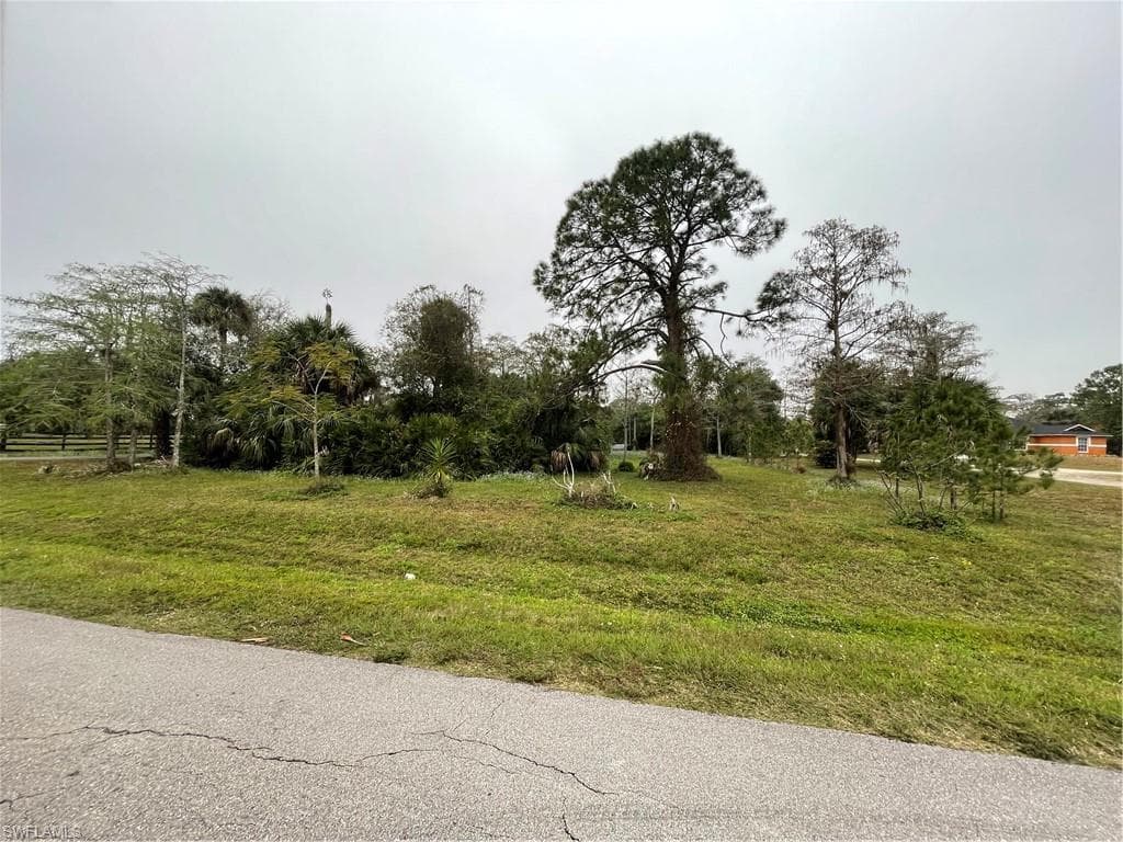 7th ST SW NAPLES, FL 34117