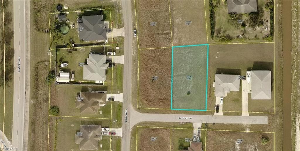4302 26th ST SW LEHIGH ACRES, FL 33976