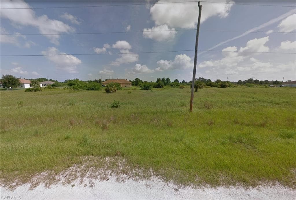 925 Chenault ST LEHIGH ACRES, FL 33974