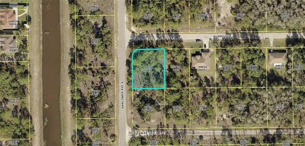 710 Alamo ST E LEHIGH ACRES, FL 33974