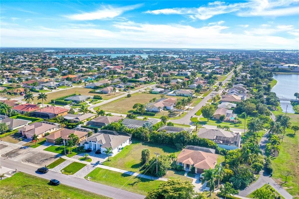 1401 Leland WAY MARCO ISLAND, FL 34145