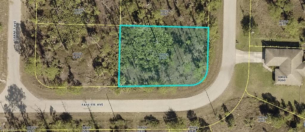 1051 Fayette AVE LEHIGH ACRES, FL 33974