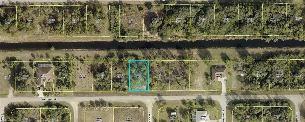 633 Addison ST E LEHIGH ACRES, FL 33974
