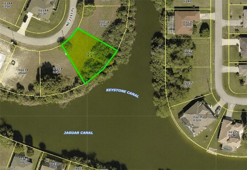 2101 NE 21st PL CAPE CORAL, FL 33909