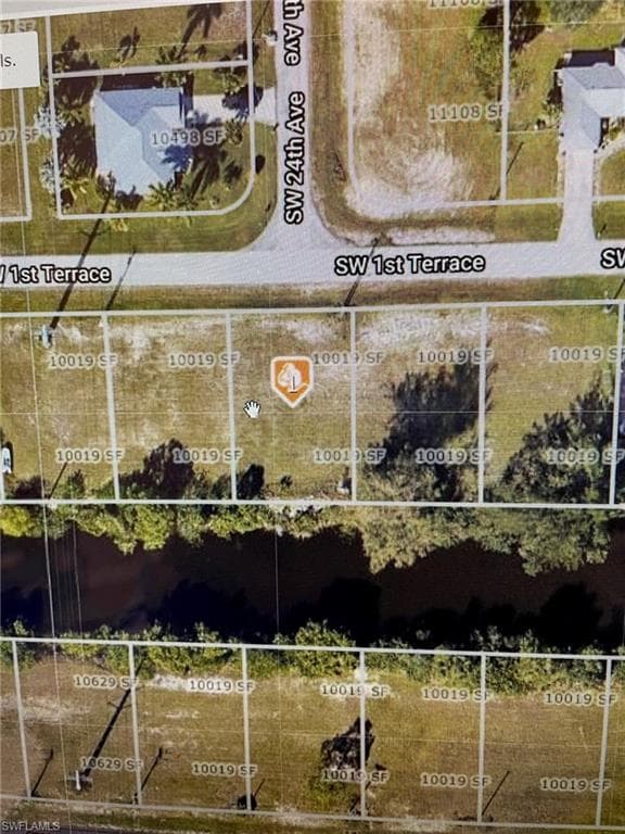 2262 1st TER CAPE CORAL, FL 33991