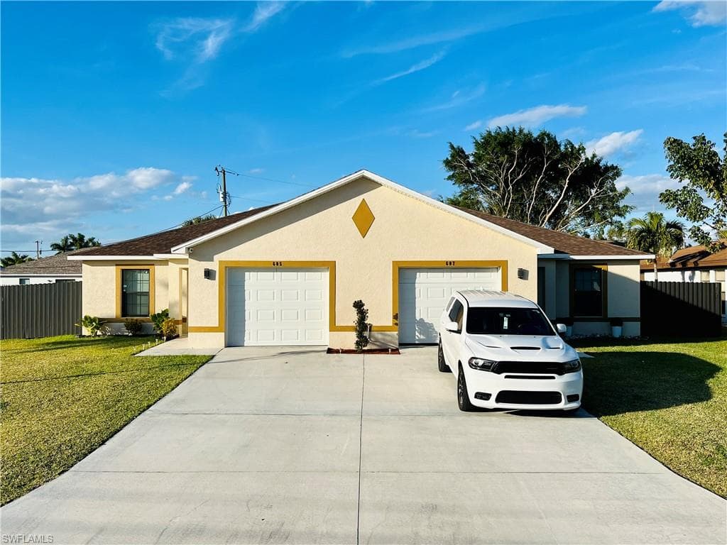 605 SE 14th TER CAPE CORAL, FL 33990