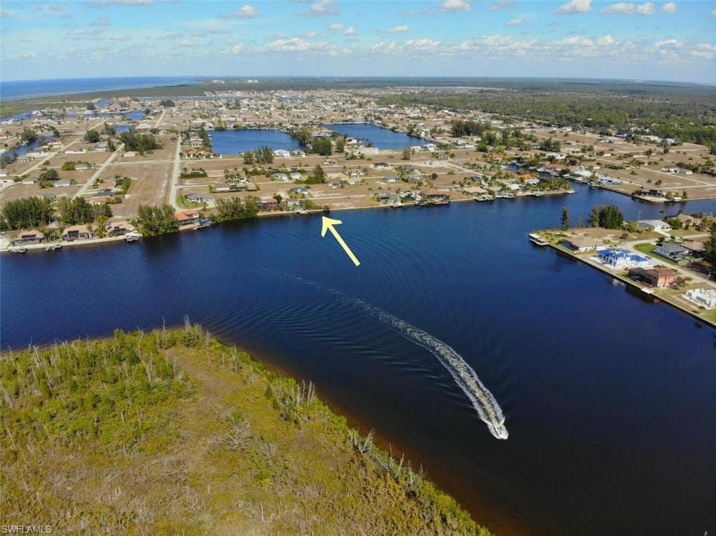 4340 NW 27th ST CAPE CORAL, FL 33993