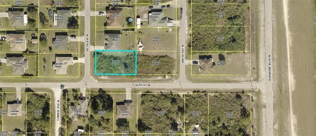 4600 Beth AVE N LEHIGH ACRES, FL 33971