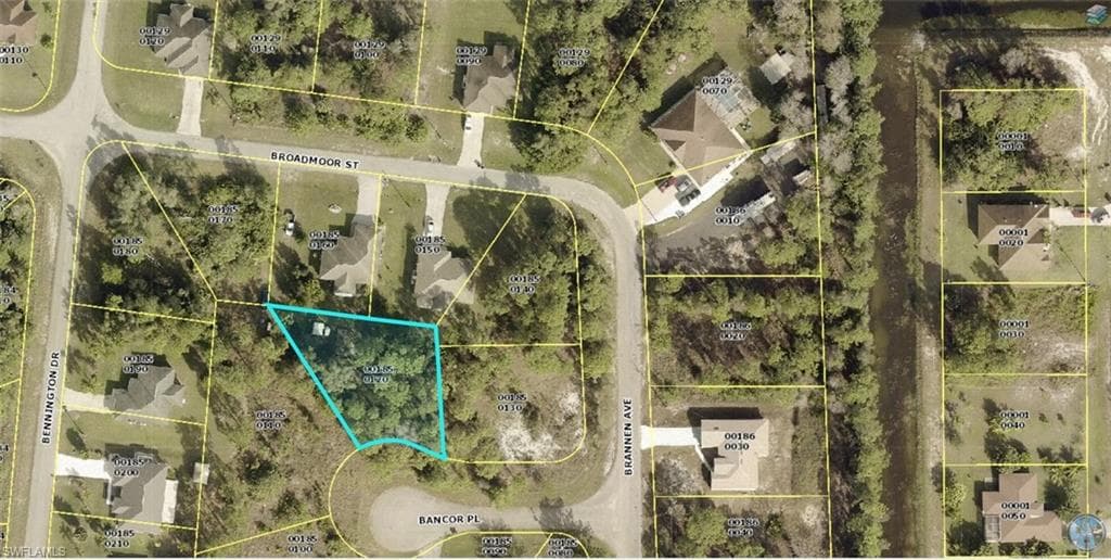 435 Bancor PL LEHIGH ACRES, FL 33974