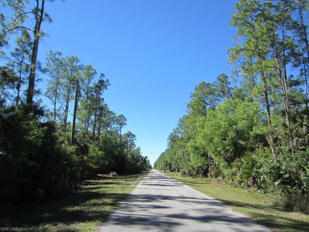18 AVE SE NAPLES, FL 34119