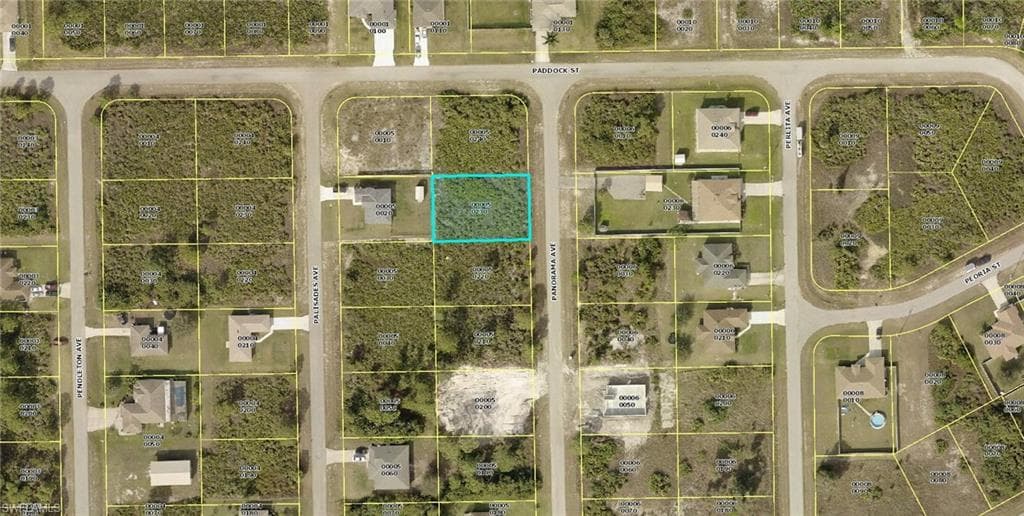 304 Panorama AVE LEHIGH ACRES, FL 33974