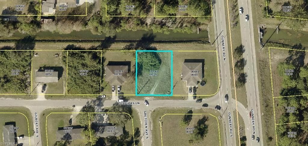 4404/4406 Douglas LN LEHIGH ACRES, FL 33973