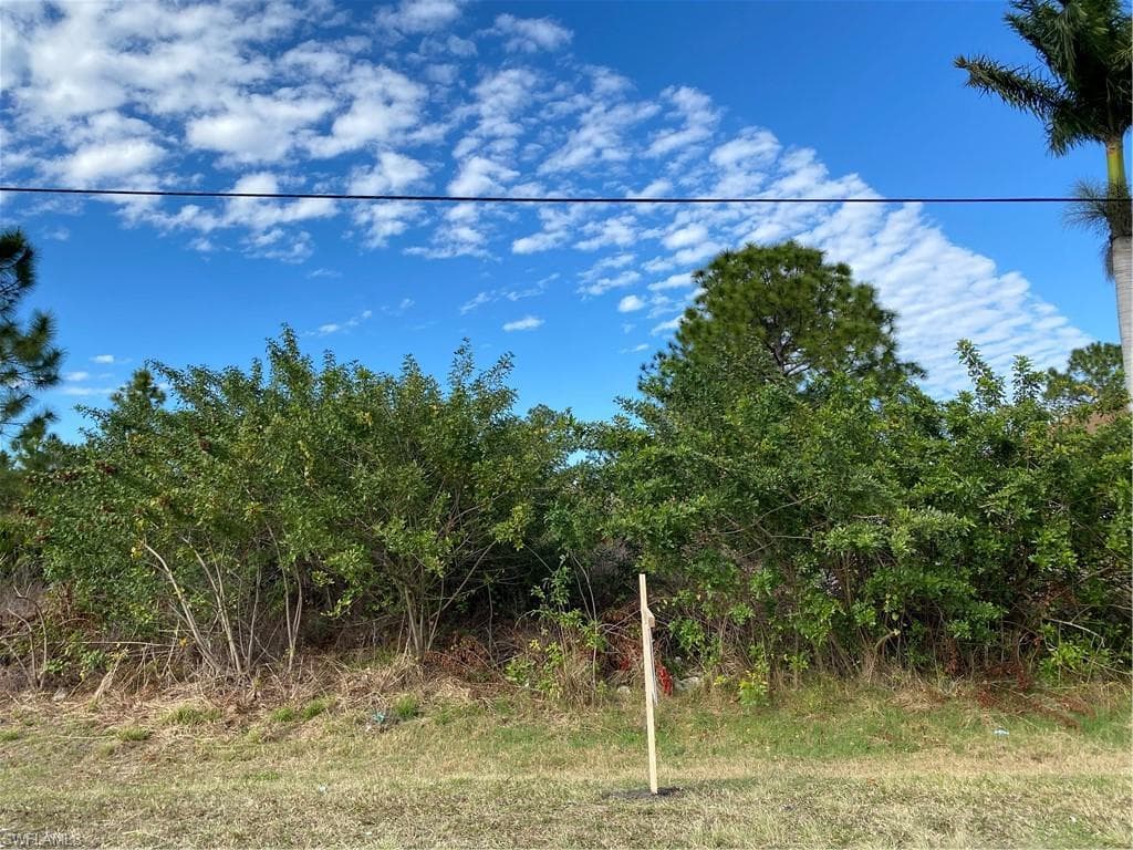 3018 36th ST SW LEHIGH ACRES, FL 33976