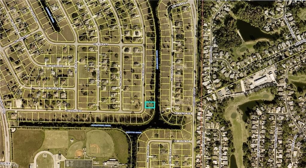 3925 NE 23rd AVE CAPE CORAL, FL 33909