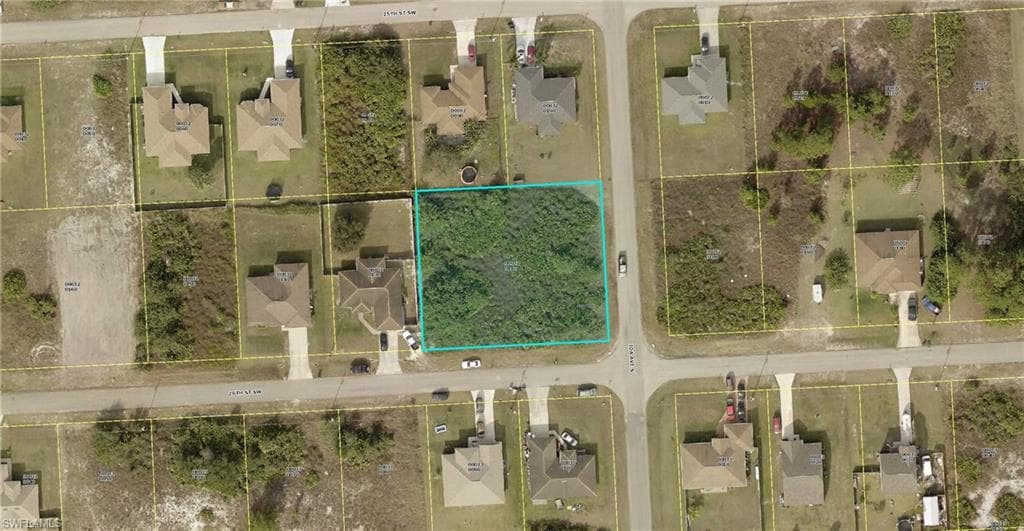 2900 26th ST SW LEHIGH ACRES, FL 33976