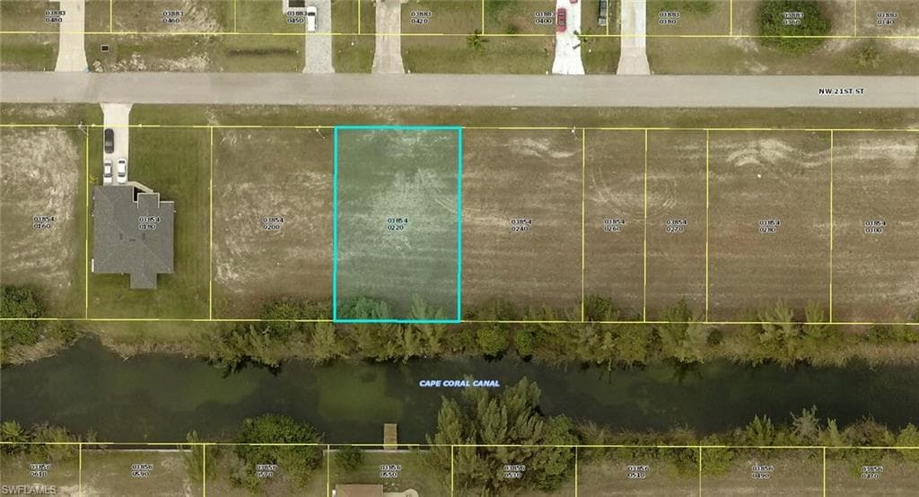 2006 NW 21st ST CAPE CORAL, FL 33993