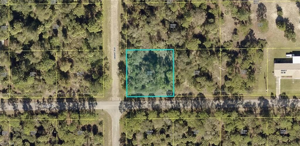 3401 E 15th ST LEHIGH ACRES, FL 33972