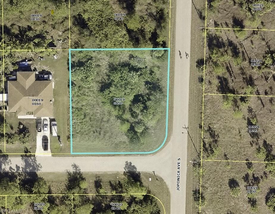 913 Barcia ST E LEHIGH ACRES, FL 33974
