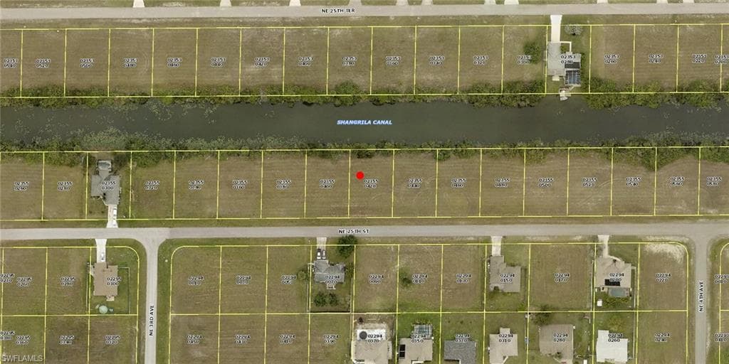 319 NE 25th ST CAPE CORAL, FL 33909