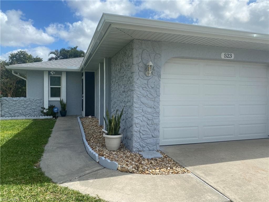 523\525 SE 5th AVE CAPE CORAL, FL 33990