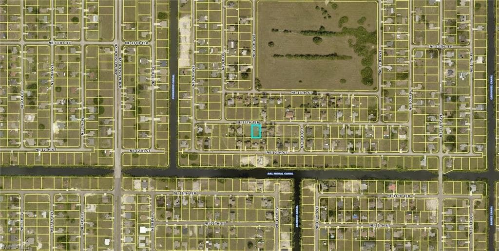 1002 NE 12th TER CAPE CORAL, FL 33909